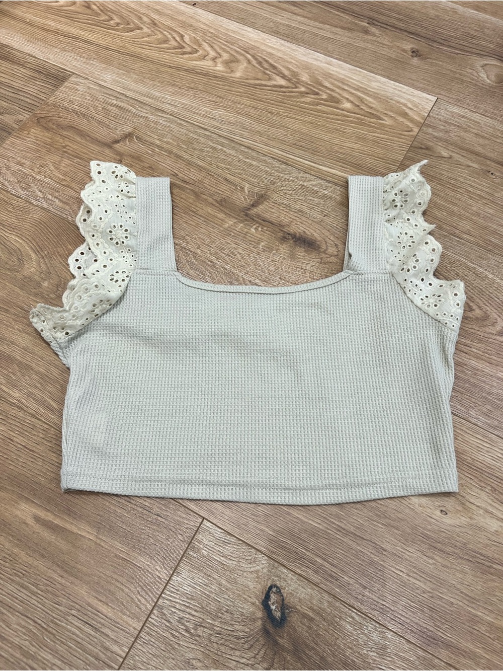 Cream Waffle Knit Crop Tank with Eyelet Ruffle Trim Size M